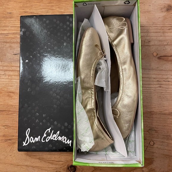 Sam Edelman Felicia Gold Leather Ballet Flats - Picture 13 of 14